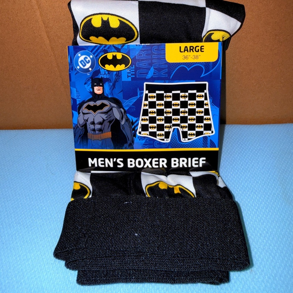 DC Comics Batman Boxer Briefs Men L NEW Checkered Logo